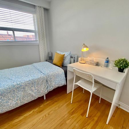 Sunny House - Main Floor, Free Parking, In Toronto Hotel Exterior photo